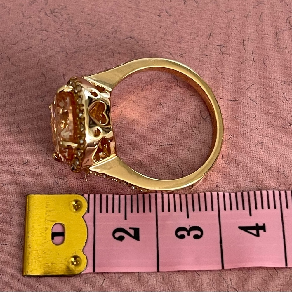 Gorgeous Morganite Cocktail Ring Cubic Zirconia Gold Tone Size 9 - Picture 5 of 9